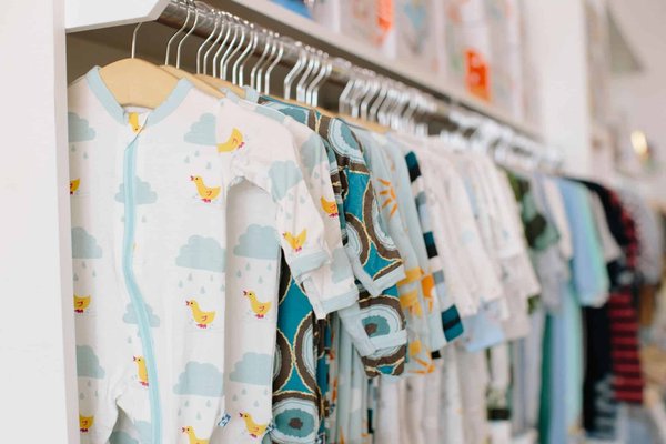 Les éléments clés pour la garde-robe de votre bébé